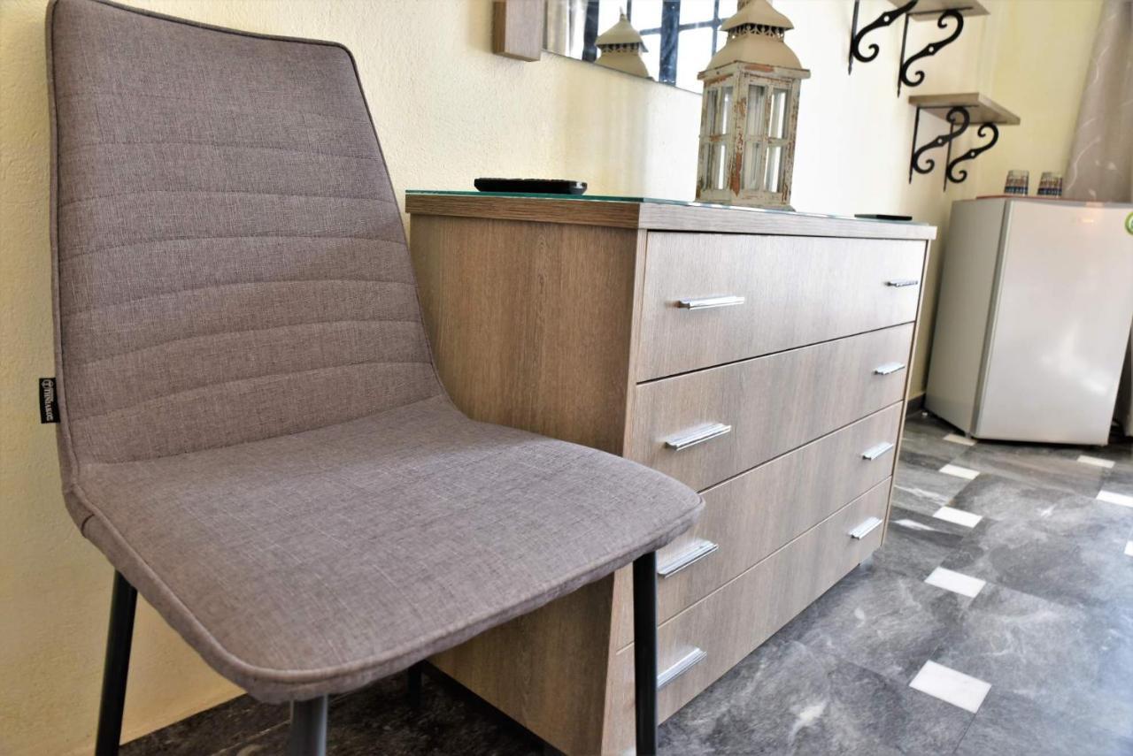 Hotel Koralli Kamári Екстериор снимка