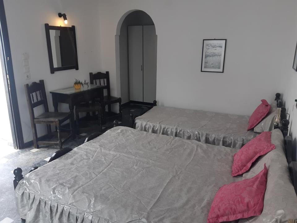 Hotel Koralli Kamári Екстериор снимка