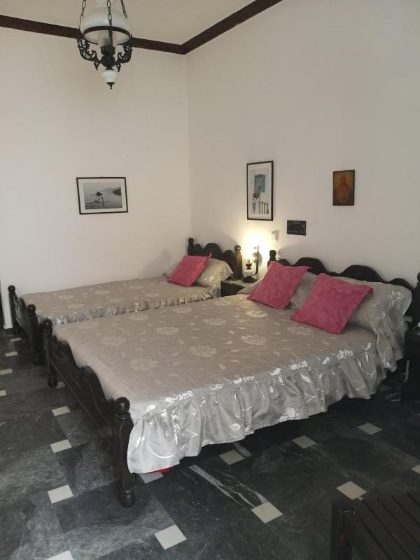 Hotel Koralli Kamári Екстериор снимка