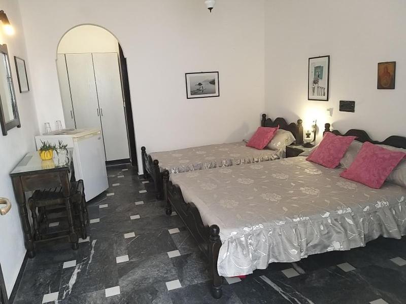 Hotel Koralli Kamári Екстериор снимка